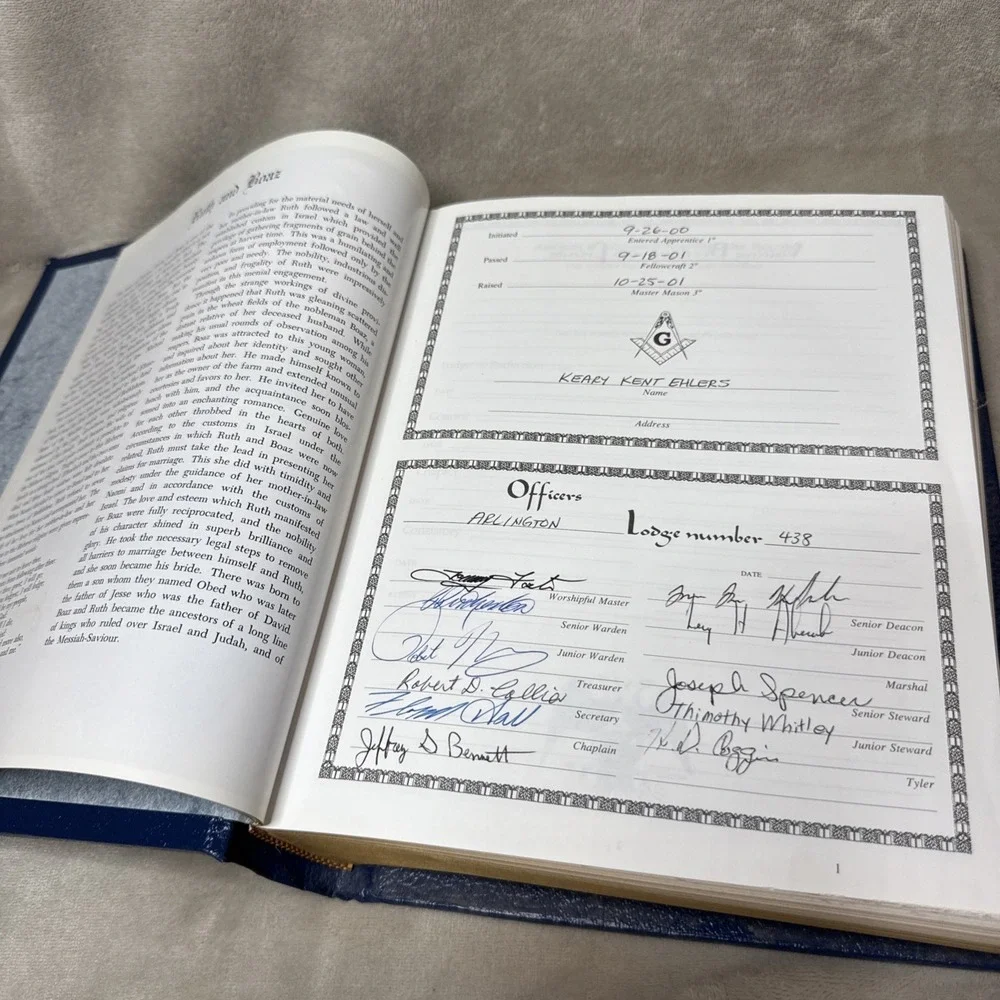Holy Bible‎ Master Reference Edition 1988 Heirloom Publishers KJV Masonic-Blue